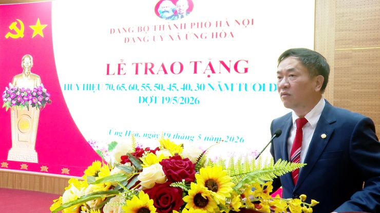 ỨNG HOÀ TRAO TẶNG HUY HIỆU ĐẢNG ĐỢT 19/5/2026.- Ảnh 5.