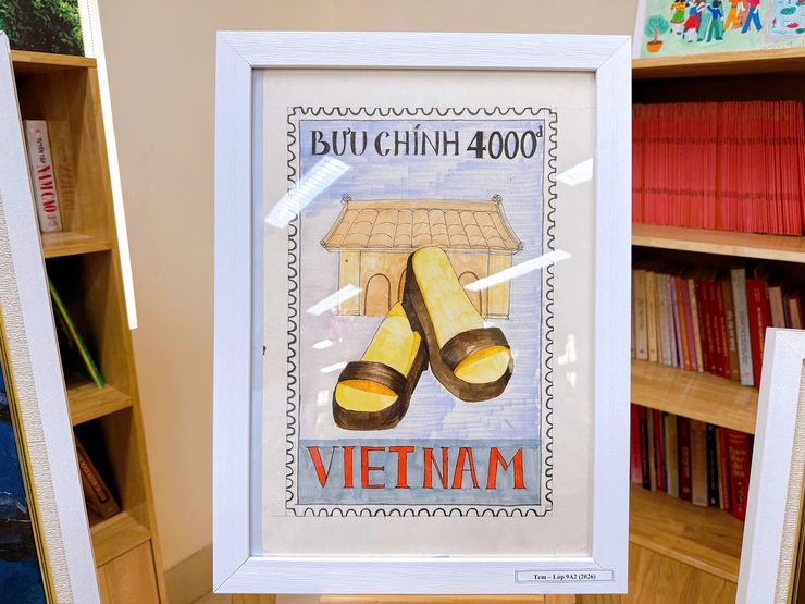 Trường THCS Tân Triều: Ấn tượng triển lãm tranh “Dòng chảy sắc màu”- Ảnh 8.