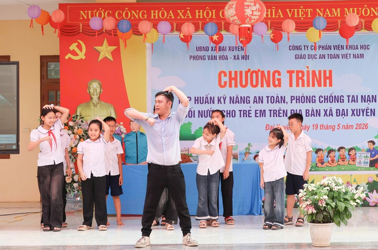 Tập huấn kỹ năng an toàn, phòng chống tai nạn đuối nước cho trẻ em- Ảnh 6.