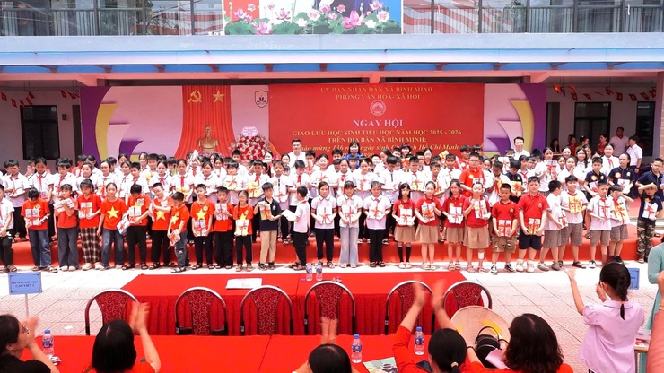 Bình Minh lan tỏa tinh thần hiếu học từ chương trình giao lưu học sinh tiểu học- Ảnh 11.
