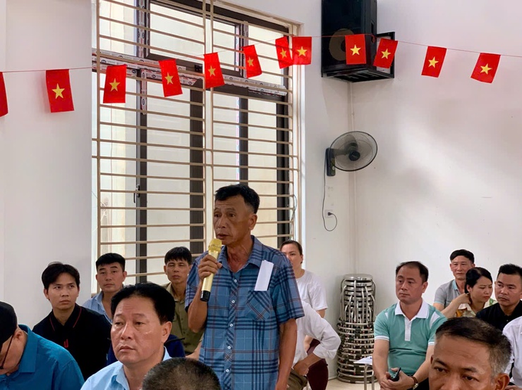 Ủy ban nhân dân xã Hát Môn tổ chức họp tuyên truyền, ký cam kết các hộ vi phạm đất nông nghiệp trên địa bàn các xã cũ (Tam Hiệp, Hiệp Thuận, Thanh Đa)- Ảnh 4.