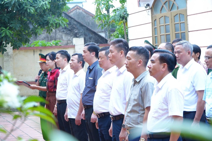 DÂN HOÀ: DÂNG HƯƠNG KỶ NIỆM 136 NĂM NGÀY SINH CHỦ TỊCH HỒ CHÍ MINH (19/5/1890 - 19/5/2026)- Ảnh 13.
