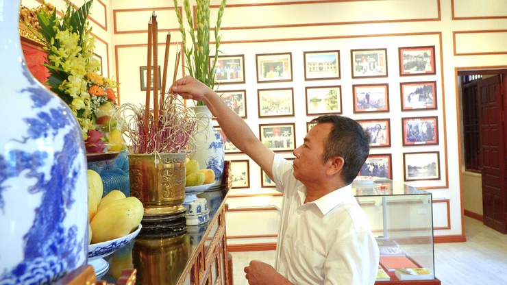 DÂN HOÀ: DÂNG HƯƠNG KỶ NIỆM 136 NĂM NGÀY SINH CHỦ TỊCH HỒ CHÍ MINH (19/5/1890 - 19/5/2026)- Ảnh 6.