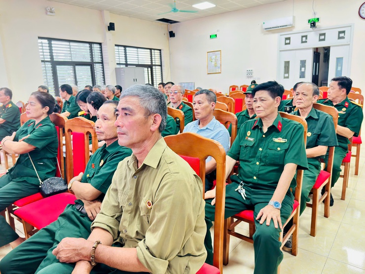 Hội Cựu chiến binh xã Nam Phù quán triệt sâu sắc nghị quyết 57-NQ/TW, phát động phong trào thi đua chuyển đổi số năm 2026- Ảnh 4.
