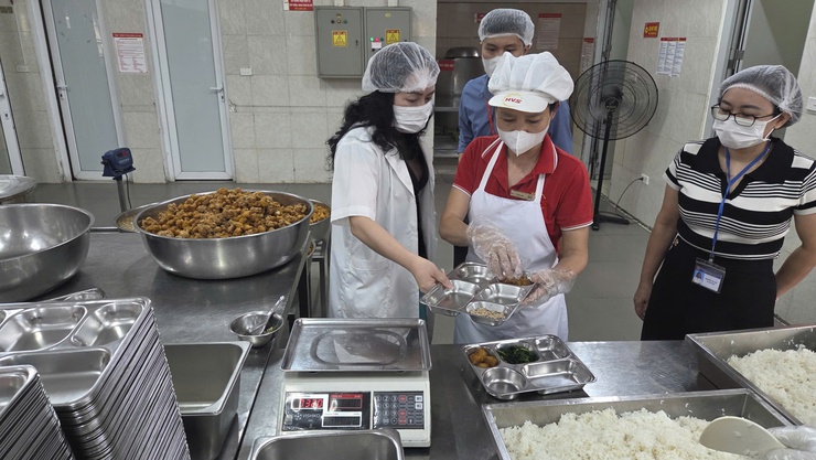 Cầu Giấy: Tăng cường kiểm tra liên ngành về An toàn thực phẩm- Ảnh 5.