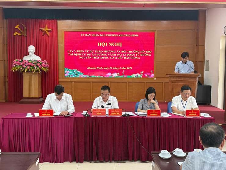Phường Khương Đình tổ chức lấy ý kiến nhân dân về phương án bồi thường, hỗ trợ, tái định cư dự án đường vành đai 2,5- Ảnh 1.