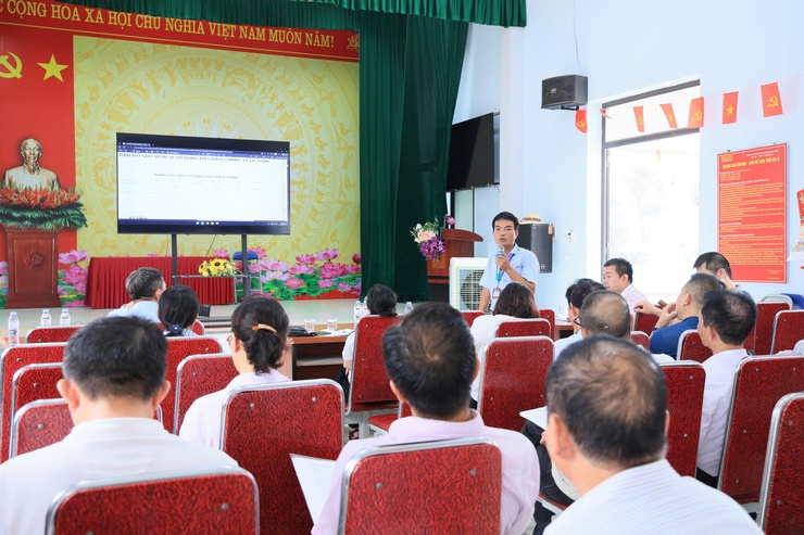 UBND xã Thư Lâm phối hợp với Công ty Cổ phần Công nghệ môi trường Sugina tổ chức Hội nghị lấy ý kiến cơ quan, tổ chức, cá nhân và cộng đồng dân cư đối với Đồ án điều chỉnh cục bộ các ô đất LK-39, LK-40, LK-41, LK-42 - Ảnh 11.