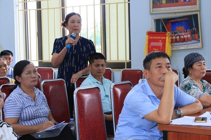 UBND xã Thư Lâm phối hợp với Công ty Cổ phần Công nghệ môi trường Sugina tổ chức Hội nghị lấy ý kiến cơ quan, tổ chức, cá nhân và cộng đồng dân cư đối với Đồ án điều chỉnh cục bộ các ô đất LK-39, LK-40, LK-41, LK-42 - Ảnh 9.