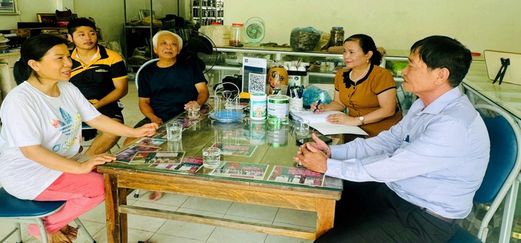 NGƯỜI LÍNH GIÀ, VÁC TÙ VÀ HÀNG TỔNG- Ảnh 2.
