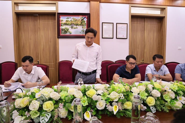 HỘI NGHỊ LÀM VIỆC GIỮA THƯỜNG TRỰC ĐẢNG ỦY XÃ HÒA XÁ VỚI BAN QUẢN LÝ DỰ ÁN ĐẦU TƯ - HẠ TẦNG - Ảnh 2.