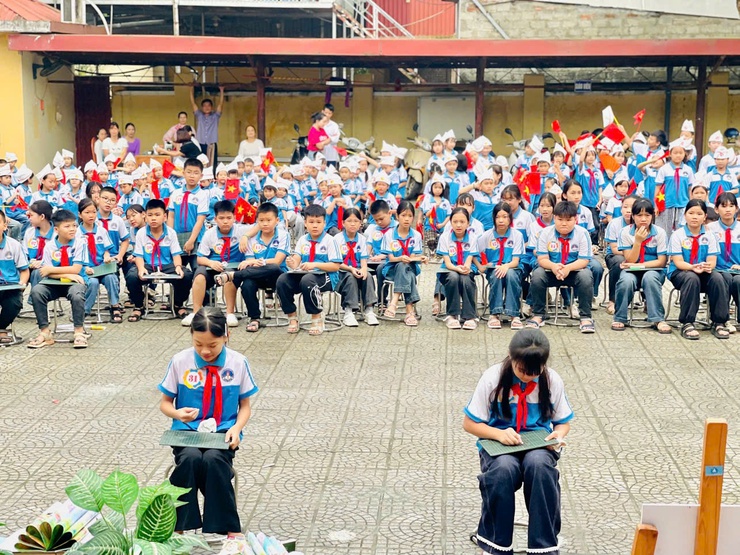 Lan tỏa tri thức – Khơi nguồn khát vọng: Quảng Oai sôi nổi hưởng ứng Ngày Sách và Văn hóa đọc Việt Nam năm 2026- Ảnh 6.