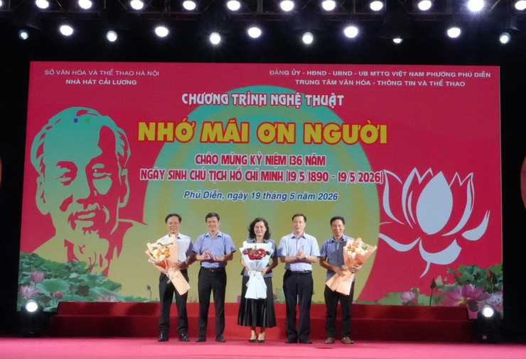 “Nhớ mãi ơn Người” – Đêm nghệ thuật lắng đọng trong lòng khán giả- Ảnh 1.