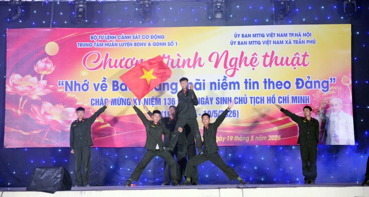 Chương trình Nghệ thuật “Nhớ về Bác – Sáng mãi niềm tin theo Đảng”- Ảnh 2.