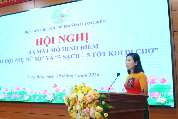 Hội LHPN phường ra mắt mô hình điểm “Chi hội phụ nữ số” và mô hình “3 sạch – 5 tốt khi đi chợ”.- Ảnh 2.