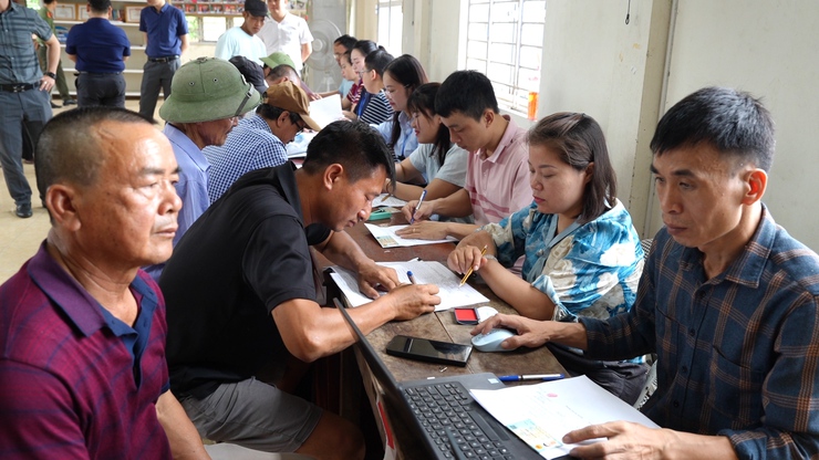 Xã Thanh Oai chi trả hơn 374 tỷ đồng cho các hộ dân có đất thu hồi tại thôn Động Giã (đợt 2)- Ảnh 3.