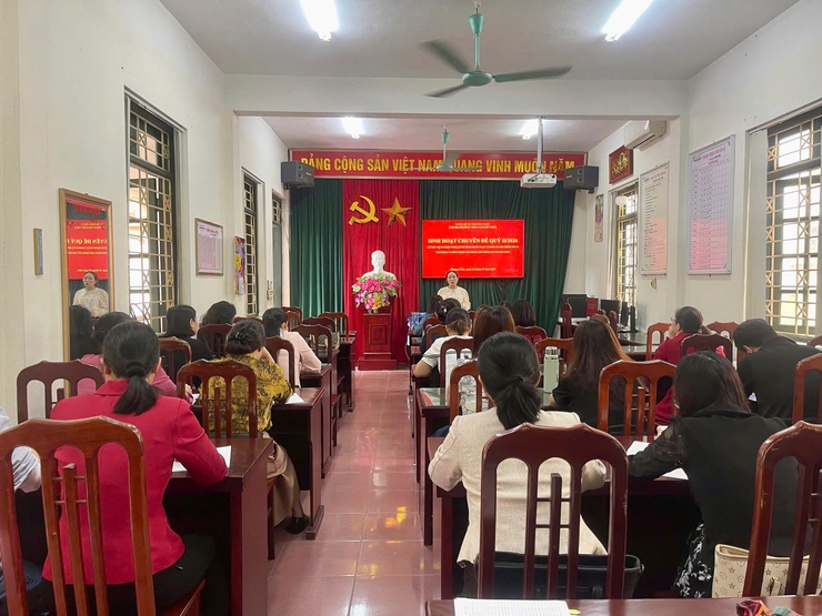 Xã Thượng Phúc tổ chức học tập, quán triệt Nghị quyết số 02-NQ/TW của Bộ Chính trị về xây dựng và phát triển Thủ đô Hà Nội trong kỷ nguyên mới- Ảnh 1.