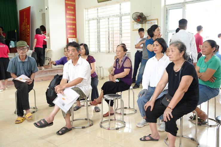 Xã Thanh Oai chi trả hơn 374 tỷ đồng cho các hộ dân có đất thu hồi tại thôn Động Giã (đợt 2)- Ảnh 6.