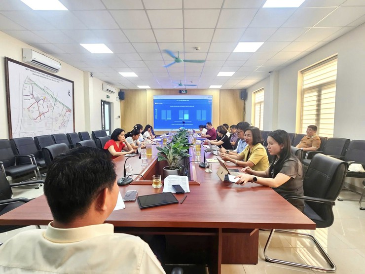 Phường Xuân Đỉnh: tiếp sóng buổi tập huấn Hệ thống Trung tâm điều hành thông minh (IOC) của Thành ủy Hà Nội- Ảnh 1.