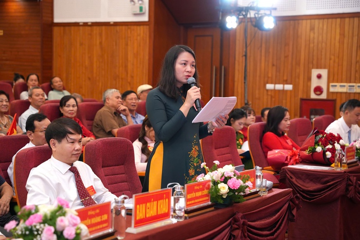Phường Việt Hưng tổ chức thành công Chung khảo Hội thi Báo cáo viên, tuyên truyền viên giỏi năm 2026- Ảnh 7.