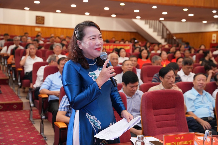 Phường Việt Hưng tổ chức thành công Chung khảo Hội thi Báo cáo viên, tuyên truyền viên giỏi năm 2026- Ảnh 8.