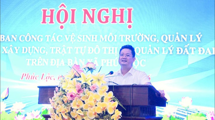UBND xã Phúc Lộc tổ chức hội nghị giao ban công tác vệ sinh môi trường, quản lý trật tự xây dựng, trật tự đô thị và quản lý đất đai- Ảnh 1.