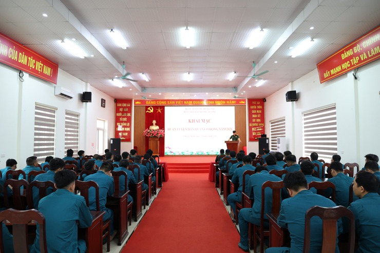 Xã Chương Dương khai mạc huấn luyện dân quân cơ động năm 2026- Ảnh 1.