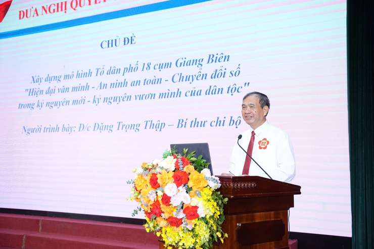 Phường Việt Hưng tổ chức thành công Chung khảo Hội thi Báo cáo viên, tuyên truyền viên giỏi năm 2026- Ảnh 11.