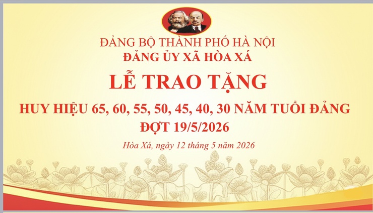 TỰ HÀO TẤM HUY HIỆU ĐẢNG TRAO- Ảnh 1.