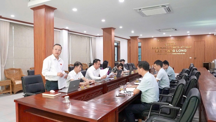 Ban Văn hóa - Xã hội HĐND xã Thiên Lộc khảo sát việc triển khai và tổ chức thực hiện Đề án toàn dân tham gia bảo vệ Quốc phòng - An ninh tại trường Trung cấp Kinh tế kỹ thuật Bắc Thăng Long.- Ảnh 1.