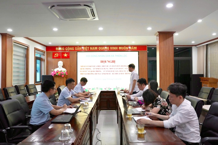 Ban Văn hóa - Xã hội HĐND xã Thiên Lộc khảo sát việc triển khai và tổ chức thực hiện Đề án toàn dân tham gia bảo vệ Quốc phòng - An ninh tại trường Trung cấp Kinh tế kỹ thuật Bắc Thăng Long.- Ảnh 2.
