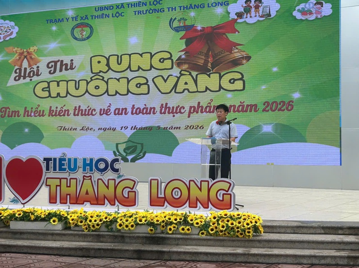Hội thi Rung chuông vàng “Tìm hiểu kiến thức về An toàn thực phẩm” tại trường Tiểu học Thăng Long- Ảnh 1.