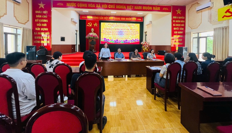 Chi bộ Phòng Văn hoá – Xã hội xã Ngọc Hồi: Học tập và làm theo tư tưởng, đạo đức, phong cách Hồ Chí Minh gắn với thực hiện Nghị quyết số 02-NQ/TW về phát triển Thủ đô Hà Nội trong kỷ nguyên mới.- Ảnh 3.