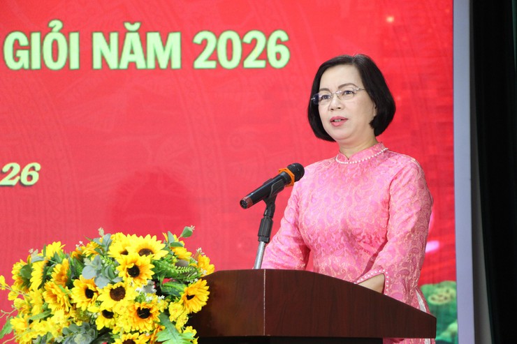 Chung khảo Hội thi “Báo cáo viên, tuyên truyền viên giỏi” phường Giảng Võ năm 2026 

- Ảnh 2.