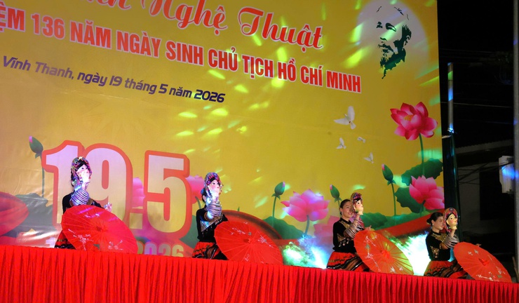 Xã Vĩnh Thanh tổ chức Chương trình nghệ thuật chào mừng kỷ niệm 136 năm Ngày sinh Chủ tịch Hồ Chí Minh (19/5/1890 - 19/5/2026).- Ảnh 3.