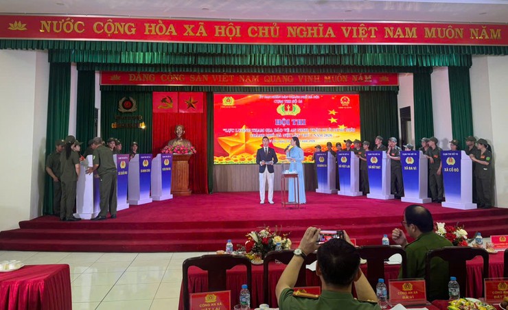 Xã Minh Châu tham dự Hội thi: "Lực lượng tham gia bảo vệ ANTT ở cơ sở giỏi" lần thứ Nhất năm 2026 do Cụm thi số 16 – thành phố Hà Nội tổ chức.- Ảnh 6.