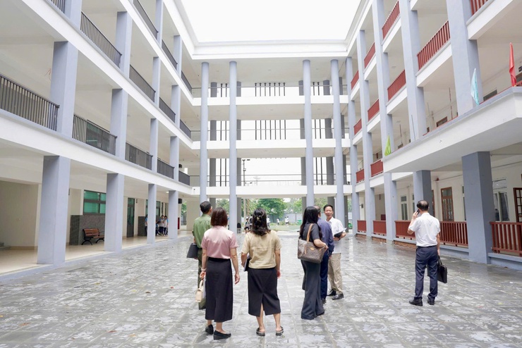 Ban Văn hóa – Xã hội HĐND xã Thiên Lộc khảo sát việc thực hiện Đề án toàn dân tham gia bảo vệ Quốc phòng - An ninh tại Trường THPT Bắc Thăng Long.- Ảnh 13.