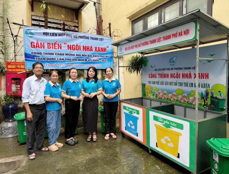 Hội LHPN phường Thanh Liệt gắn biển mô hình “Ngôi nhà xanh” chào mừng Đại hội đại biểu phụ nữ toàn quốc lần thứ XIV- Ảnh 8.