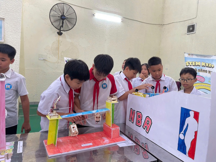 SÔI NỔI NGÀY HỘI STEM – THCS ĐẠI ÁNG NĂM HỌC 2025 – 2026 - Ảnh 5.