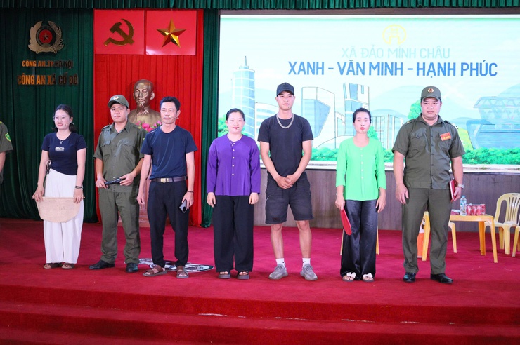 Xã Minh Châu tham dự Hội thi: "Lực lượng tham gia bảo vệ ANTT ở cơ sở giỏi" lần thứ Nhất năm 2026 do Cụm thi số 16 – thành phố Hà Nội tổ chức.- Ảnh 4.
