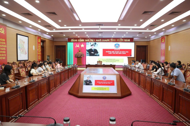 Hội nghị tuyên truyền, phổ biến các nội dung mới của Luật Thủ đô năm 2026- Ảnh 2.