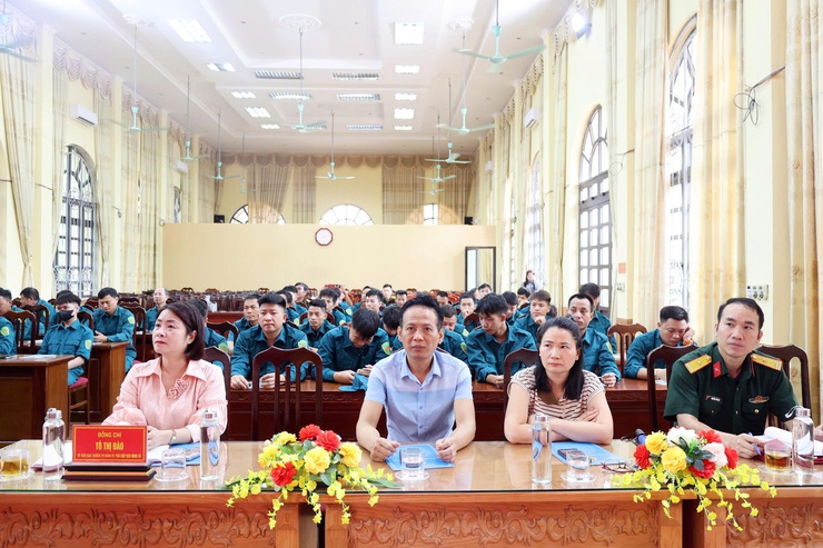 Ban chỉ huy Quân sự xã Quảng Bị: Khai mạc huấn luyện Dân quân cơ động năm 2026- Ảnh 1.