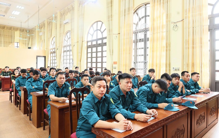 Ban chỉ huy Quân sự xã Quảng Bị: Khai mạc huấn luyện Dân quân cơ động năm 2026- Ảnh 5.