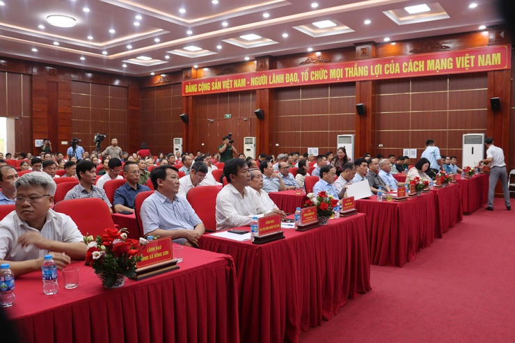 Hà Nội đánh giá hiệu quả các mô hình sản xuất lúa vụ xuân năm 2026 : Mở hướng phát triển nông nghiệp hiện đại,bền vững.- Ảnh 2.