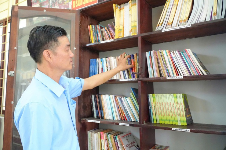 TỦ SÁCH CỘNG ĐỒNG Ở THÔN TRUNG HÒA – "ĐIỂM HẸN" KẾT NỐI TRI THỨC TỪ NHỮNG ĐIỀU GIẢN DỊ NHẤT- Ảnh 4.