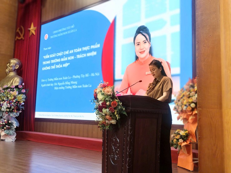 Phường Tây Hồ: Quyết liệt xử lý vi phạm, nâng cao hiệu quả quản lý an toàn thực phẩm- Ảnh 2.