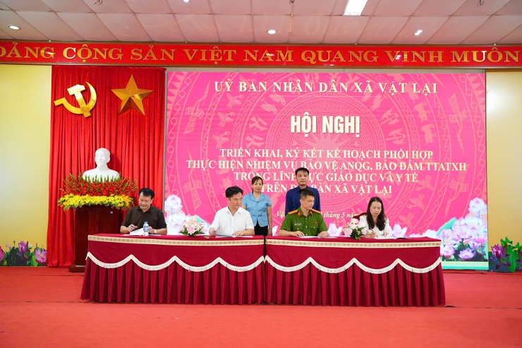 Xã Vật Lại triển khai ký kết kế hoạch phối hợp bảo vệ an ninh quốc gia, bảo đảm trật tự an toàn xã hội trong lĩnh vực giáo dục và y tế- Ảnh 7.