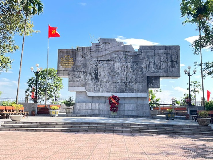 XÃ ĐẠI THANH ĐẨY MẠNH CHUYỂN ĐỔI SỐ TRONG BẢO TỒN, PHÁT HUY GIÁ TRỊ DI TÍCH LỊCH SỬ – VĂN HÓA – CÁCH MẠNG- Ảnh 7.
