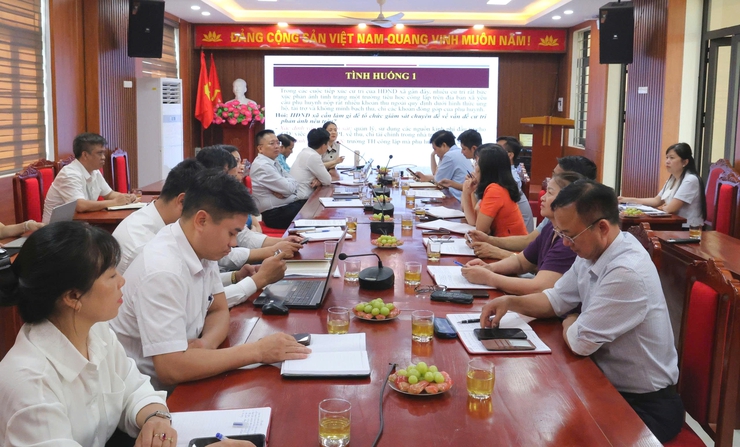 HĐND xã Vĩnh Thanh tổ chức hội nghị tập huấn, bồi dưỡng kỹ năng nghiệp vụ cho đại biểu HĐND xã khóa II, nhiệm kỳ 2026 – 2031.- Ảnh 5.