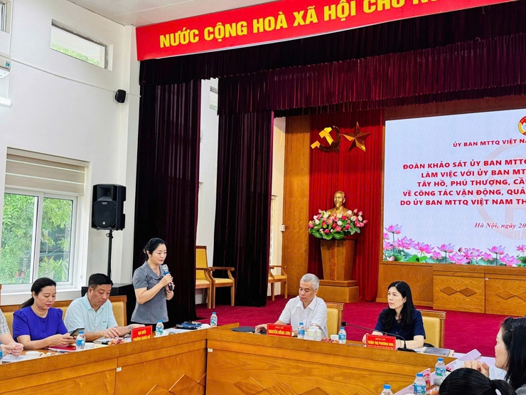 ỦY BAN MTTQ VIỆT NAM THÀNH PHỐ HÀ NỘI KHẢO SÁT CÔNG TÁC VẬN ĐỘNG, QUẢN LÝ VÀ SỬ DỤNG CÁC LOẠI QUỸ TẠI CÁC PHƯỜNG TÂY HỒ, PHÚ THƯỢNG, CẦU GIẤY, YÊN HÒA VÀ NGHĨA ĐÔ- Ảnh 3.