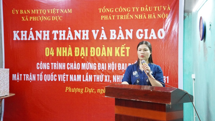Xã Phượng Dực: Trao 4 nhà đại đoàn kết cho các hộ cận nghèo, hộ có hoàn cảnh đặc biệt khó khăn- Ảnh 2.
